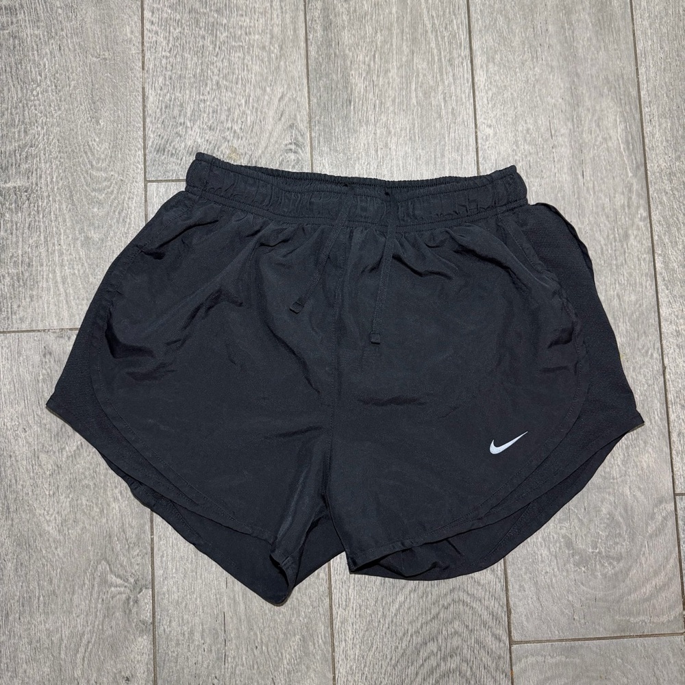 Nike Womens Dri-FIT Running Shorts Black 831558-014 Size S excellent runner